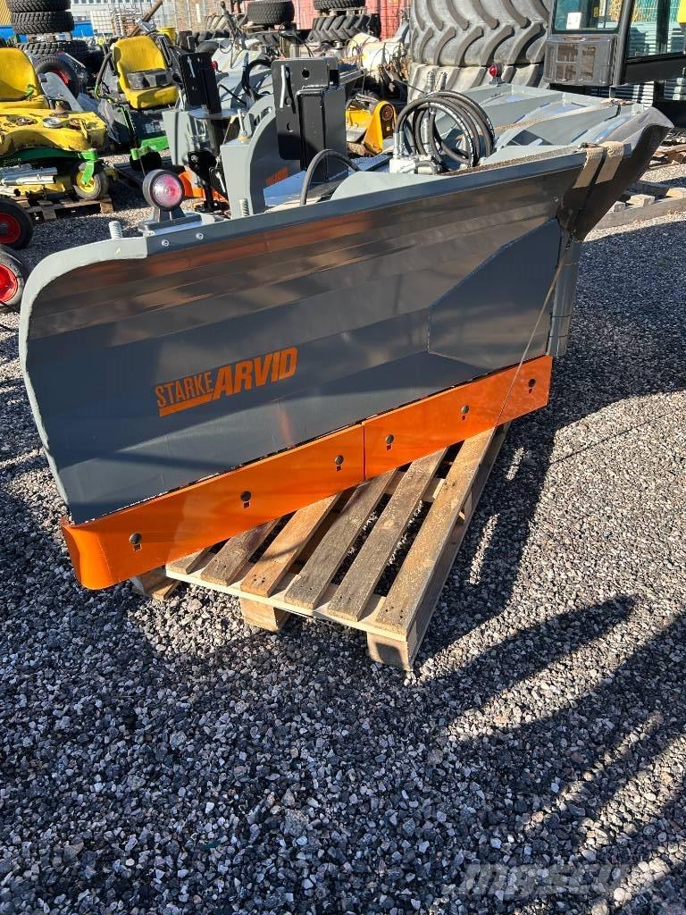 Fjärås 325 vikplog Pistenraupen