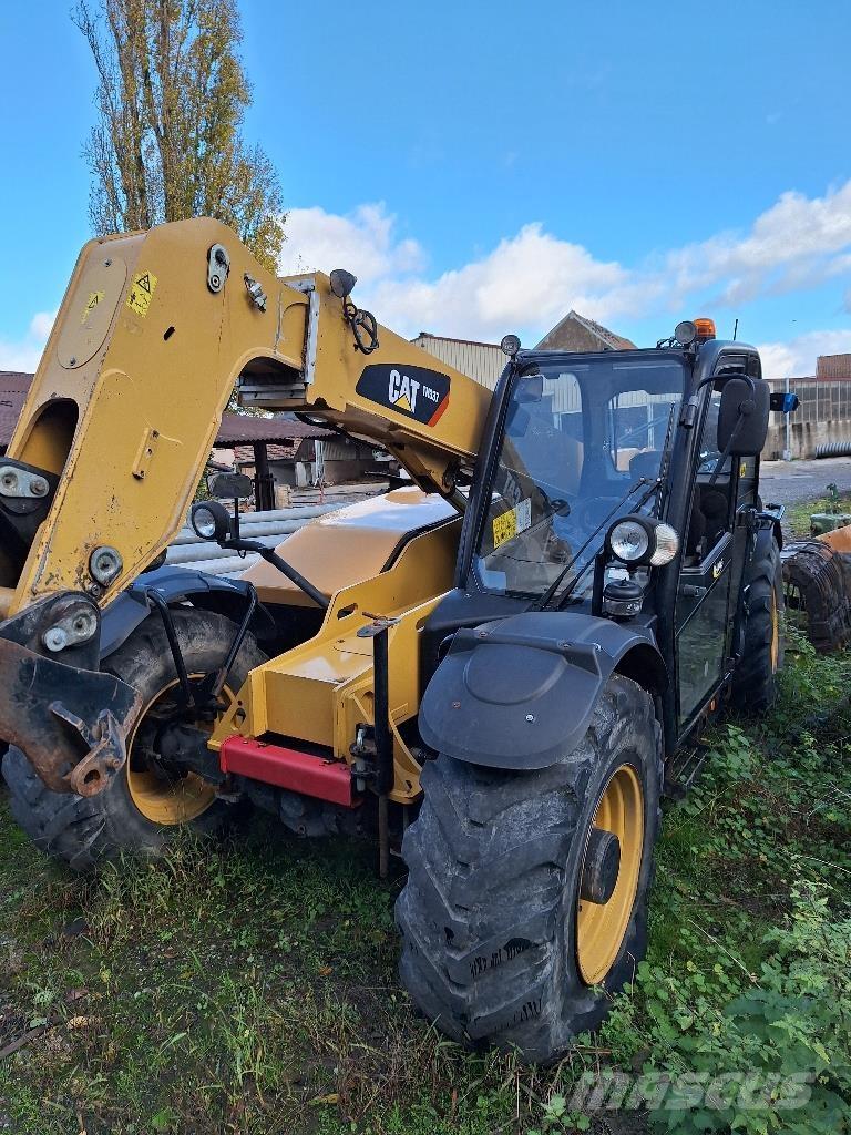 CAT TH 337 Teleskoplader für Landwirtschaft