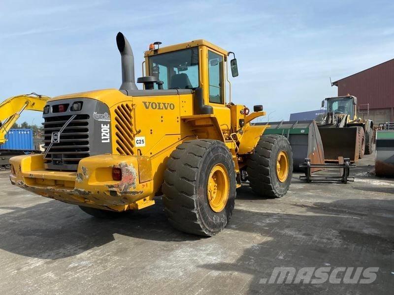 Volvo L 120 E Radlader