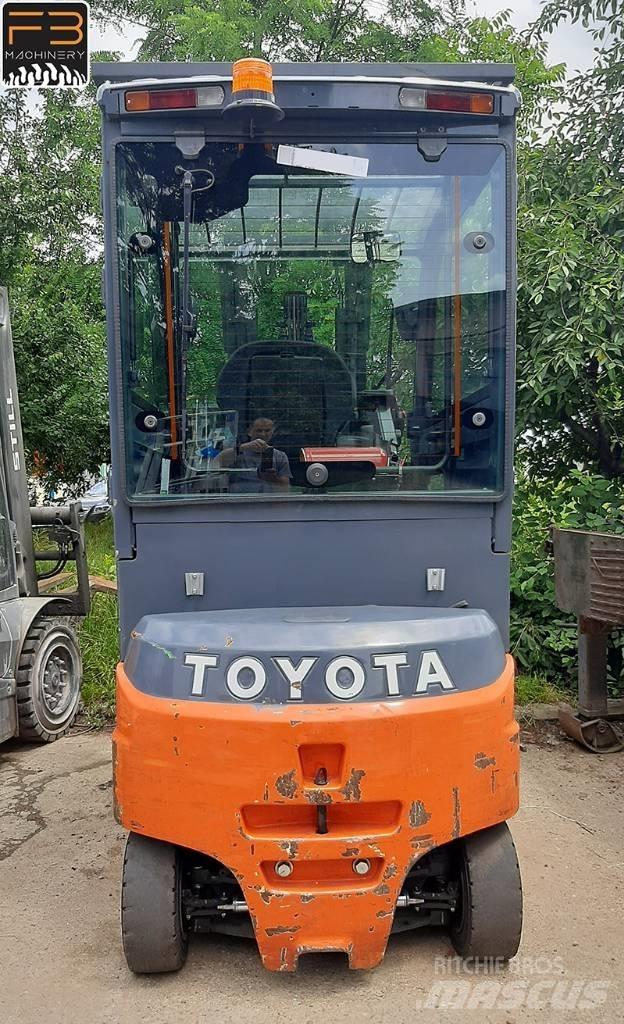 Toyota 8FBMT30 Elektro Stapler