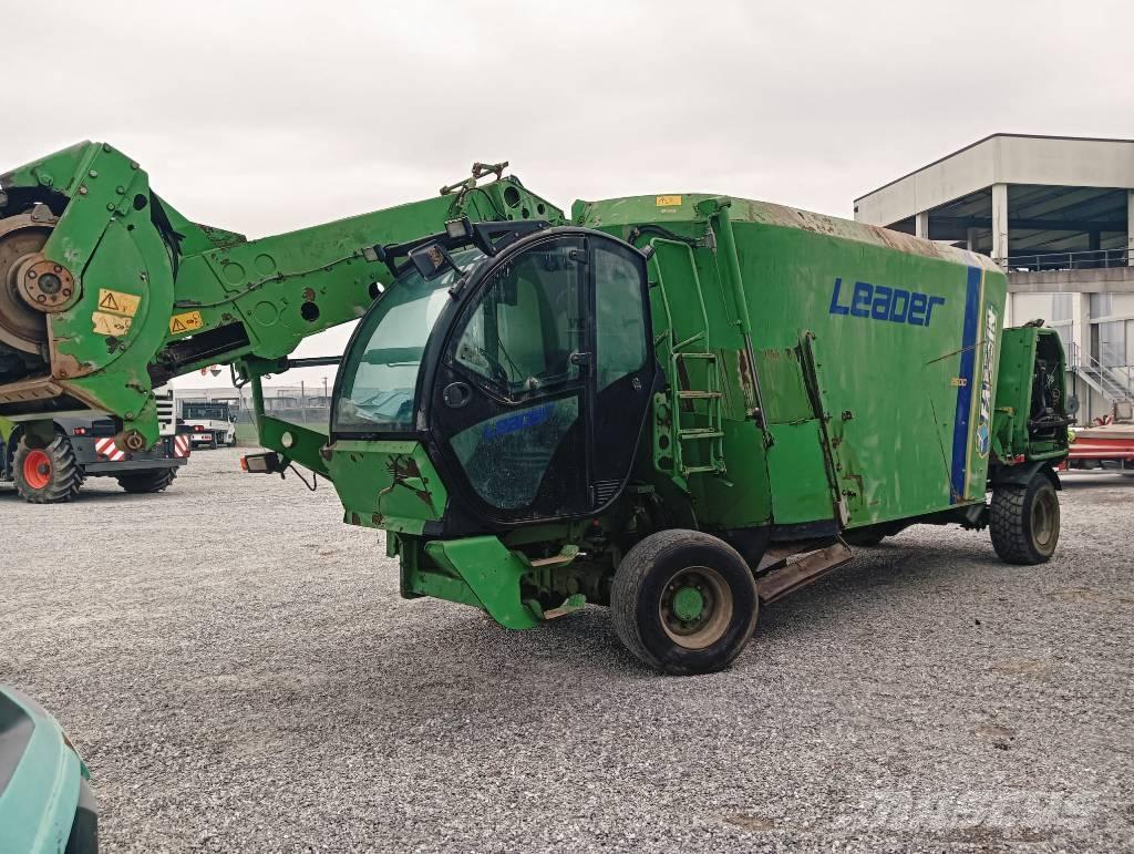 Faresin LEADER 2600 Futtermischwagen