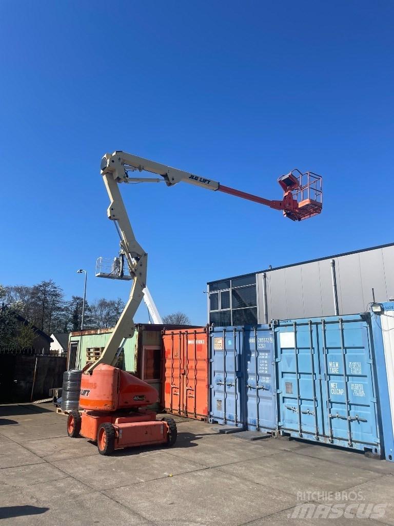 JLG N 40 E Gelenkteleskoparbeitsbühnen