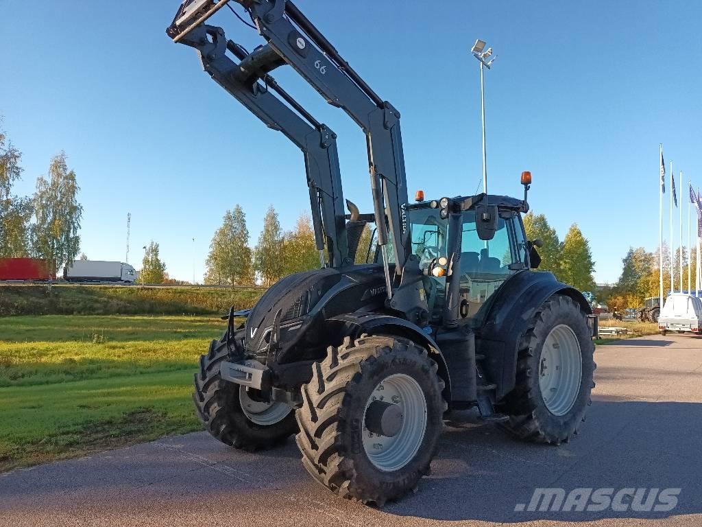Valtra T174E Versu Traktoren