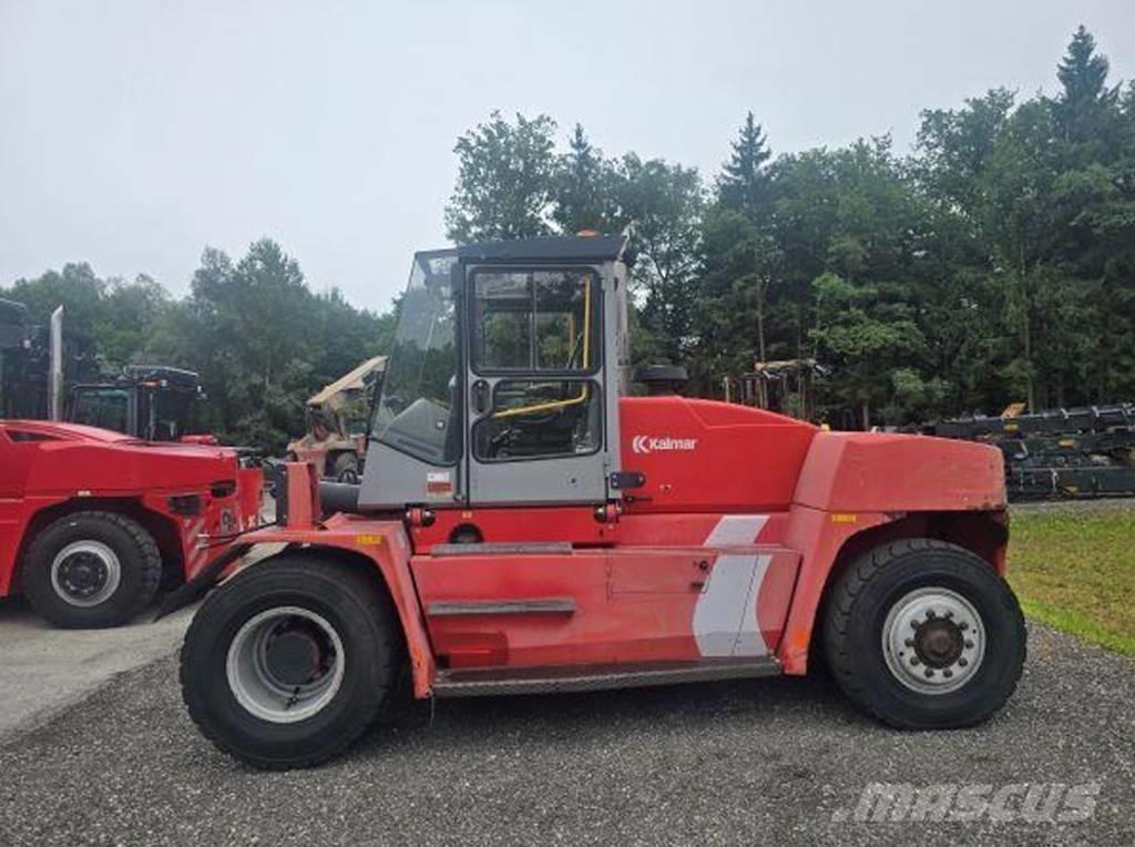 Kalmar DCE150-12 Diesel Stapler