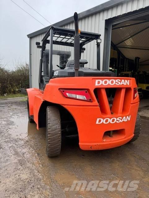 Doosan D80SC-7 Diesel Stapler