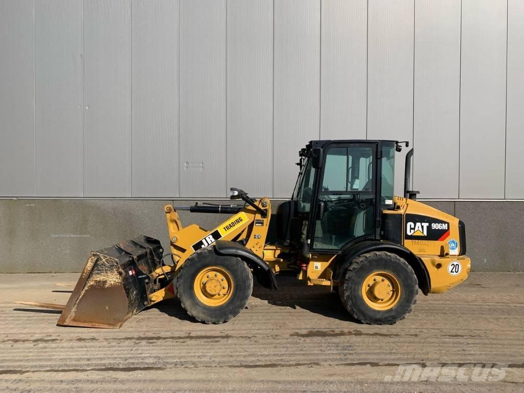 CAT 906 Radlader