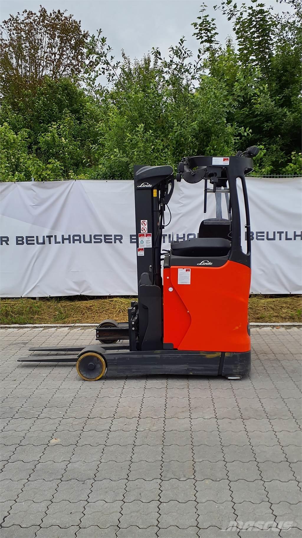 Linde R14B Schubmaststapler