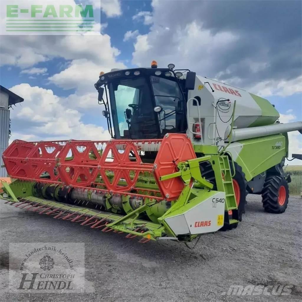 CLAAS tucano 440 Mähdrescher