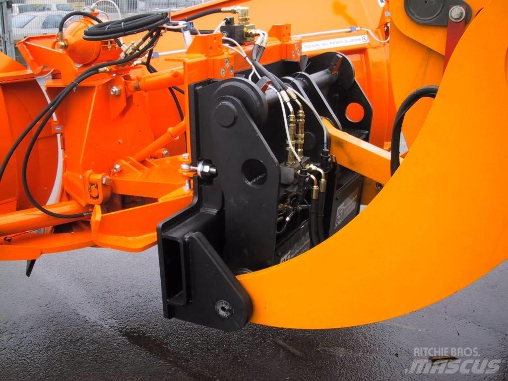 M3 Quick Hitch Sonstige Baumaschinen