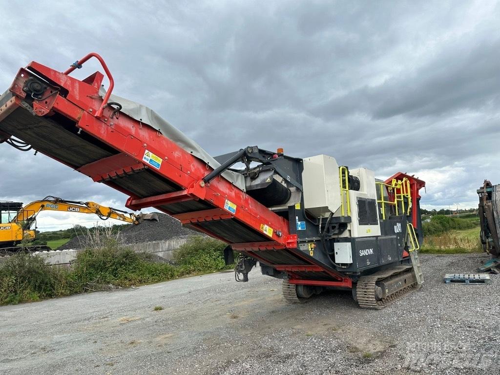 Sandvik QJ 241 Mobile Brecher
