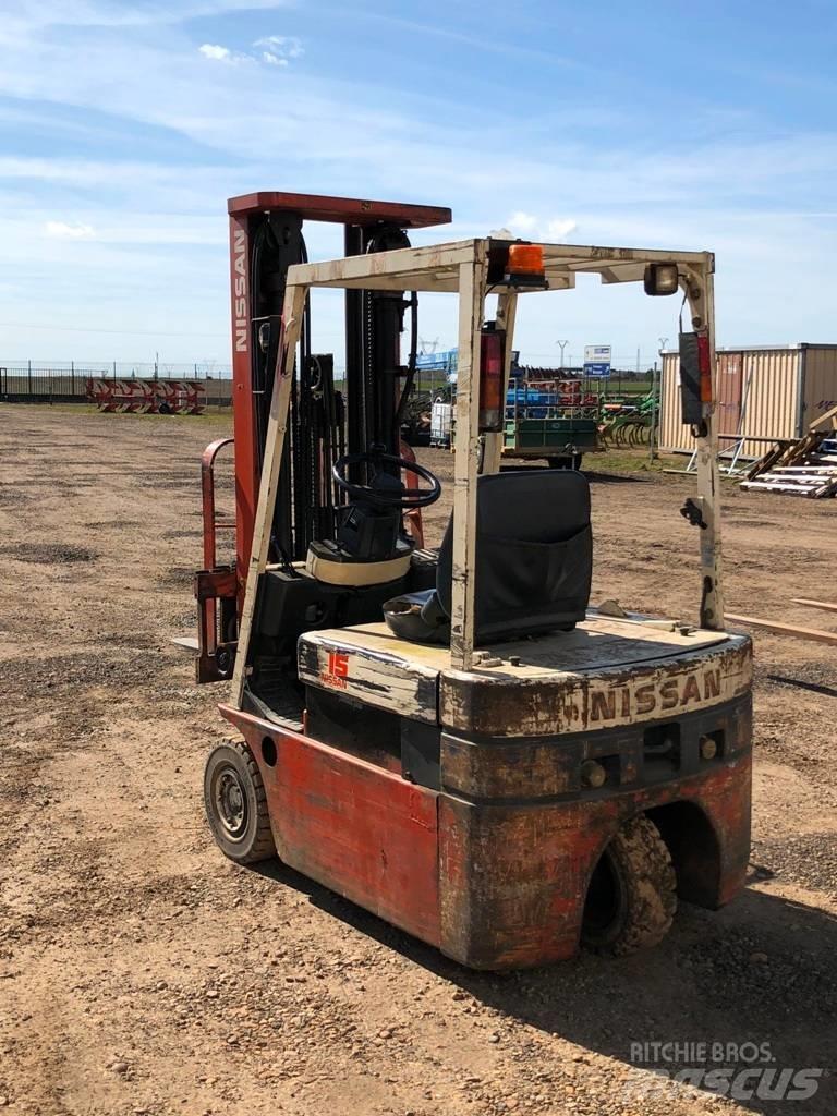 Nissan N01L15U3F515 Elektro Stapler