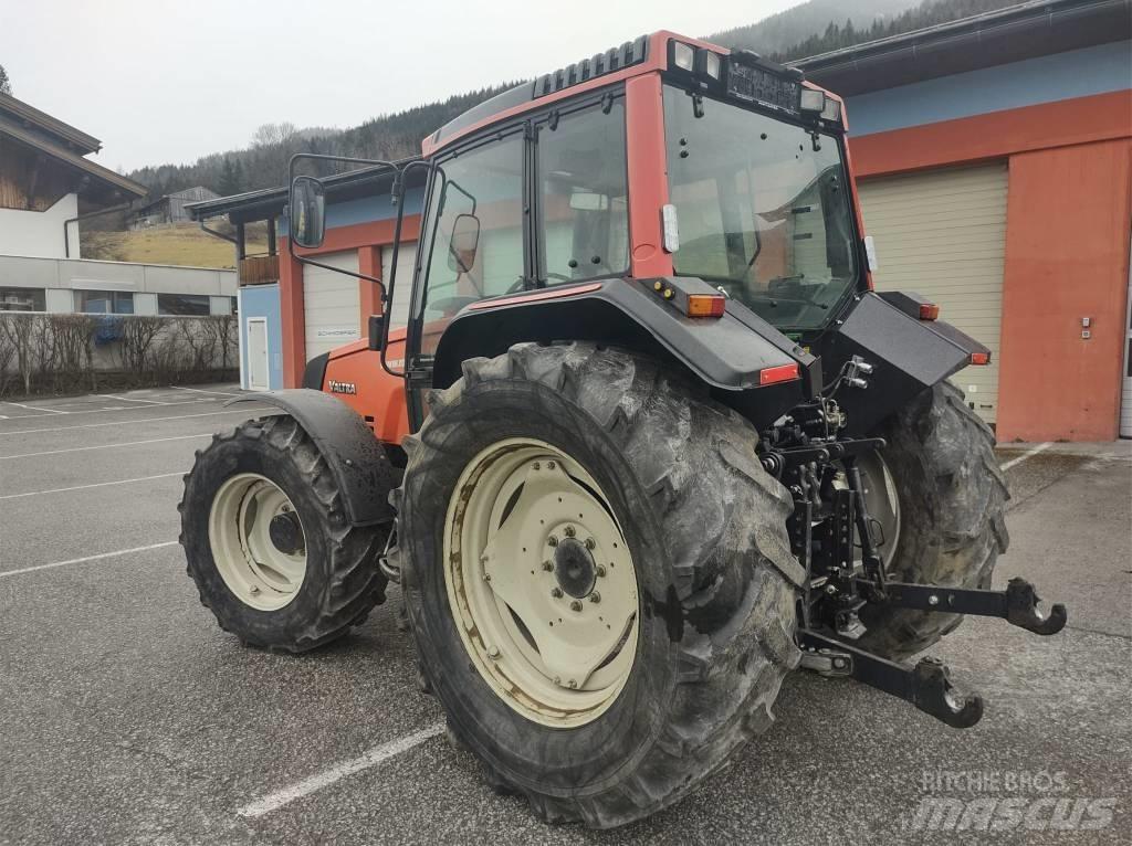 Valtra Valmet 6200 Traktoren
