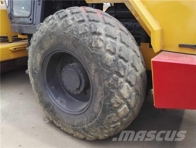 Dynapac CA 30 D Walzenzüge