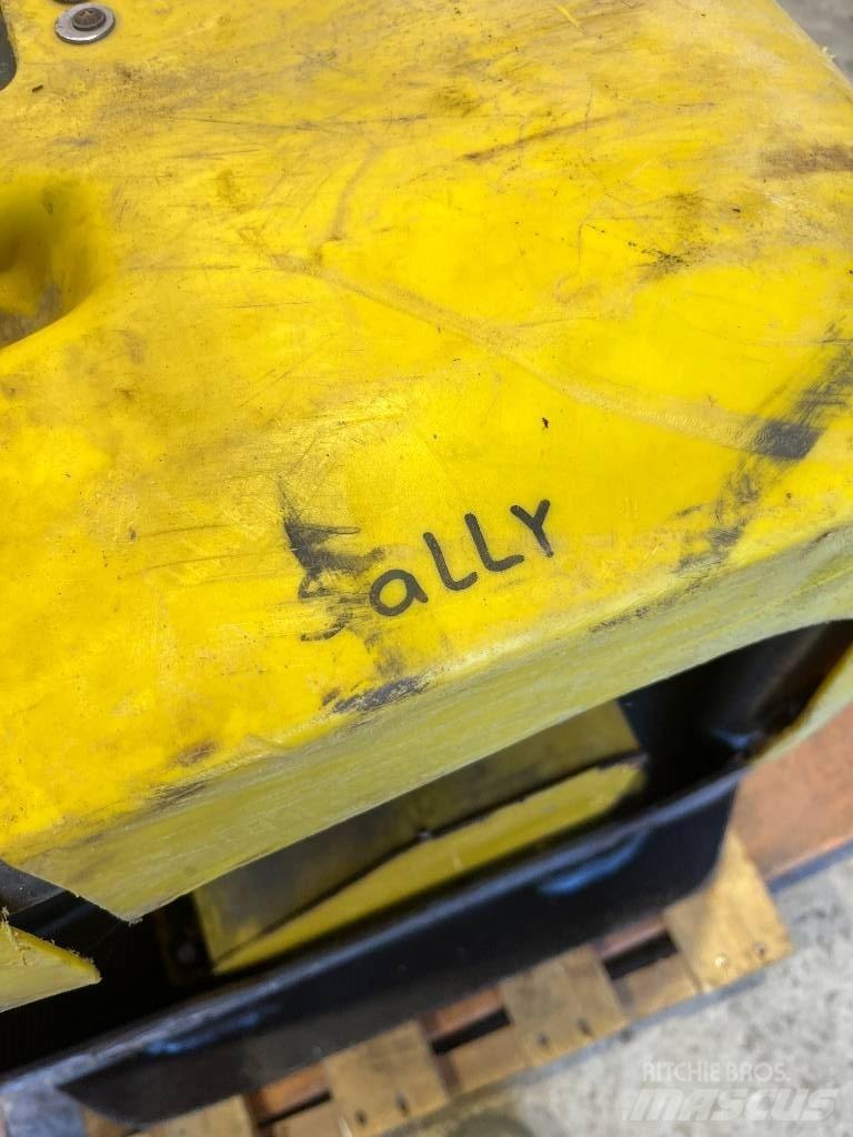 Atlas Copco LG 300 Erdbauwalzen