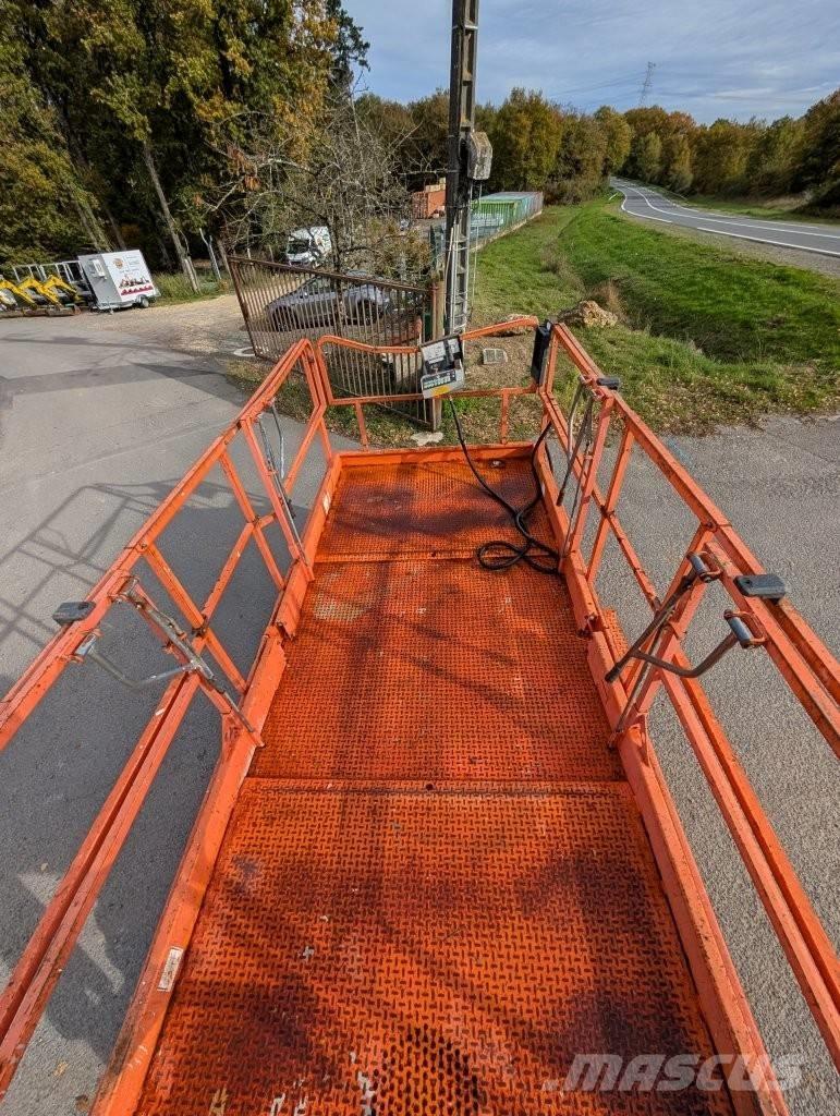 Haulotte H 12 SX Scheren-Arbeitsbühnen