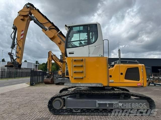 Liebherr LH 22 C Materialumschlag