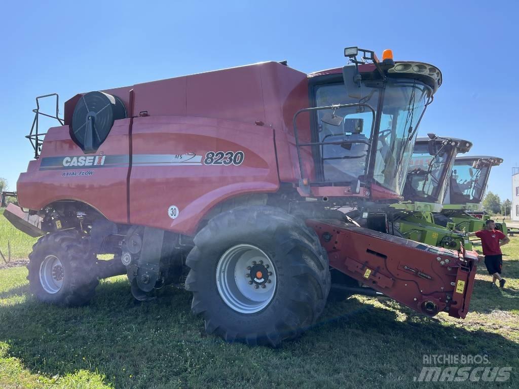 Case IH AF 8230 Mähdrescher