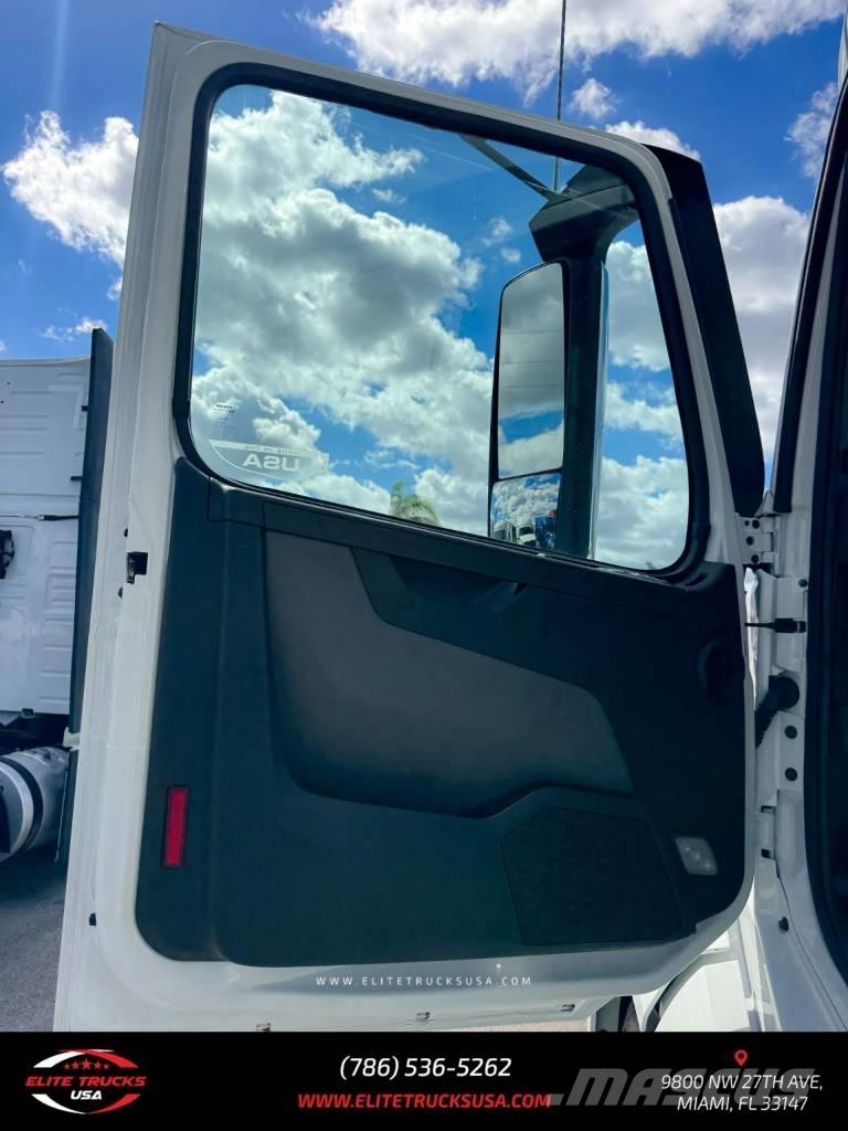 Volvo Commercial VNL Sattelzugmaschinen