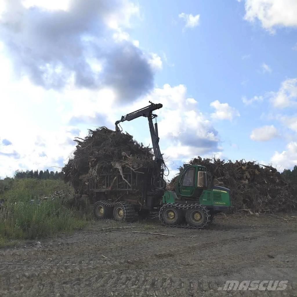 John Deere 1210 E Forwarder