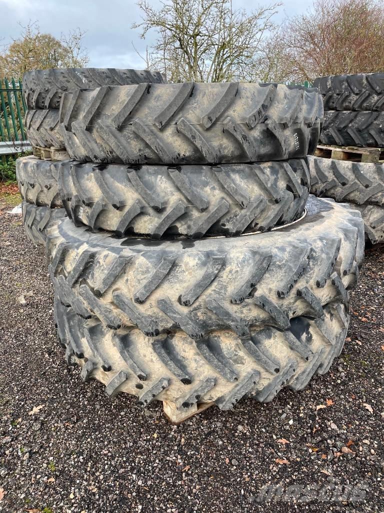 Mitas SET OF WHEELS Reifen