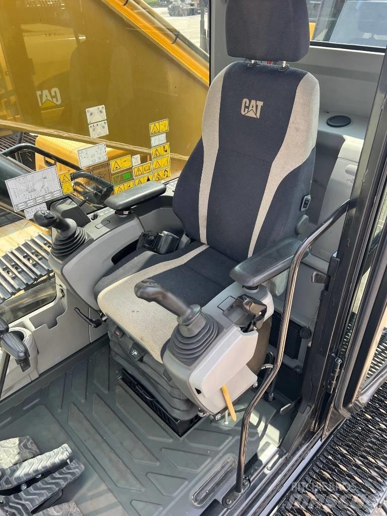 CAT MH336F Materialumschlag