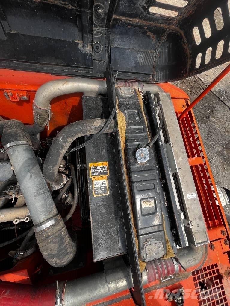 Doosan DH 225 LC-7 Raupenbagger