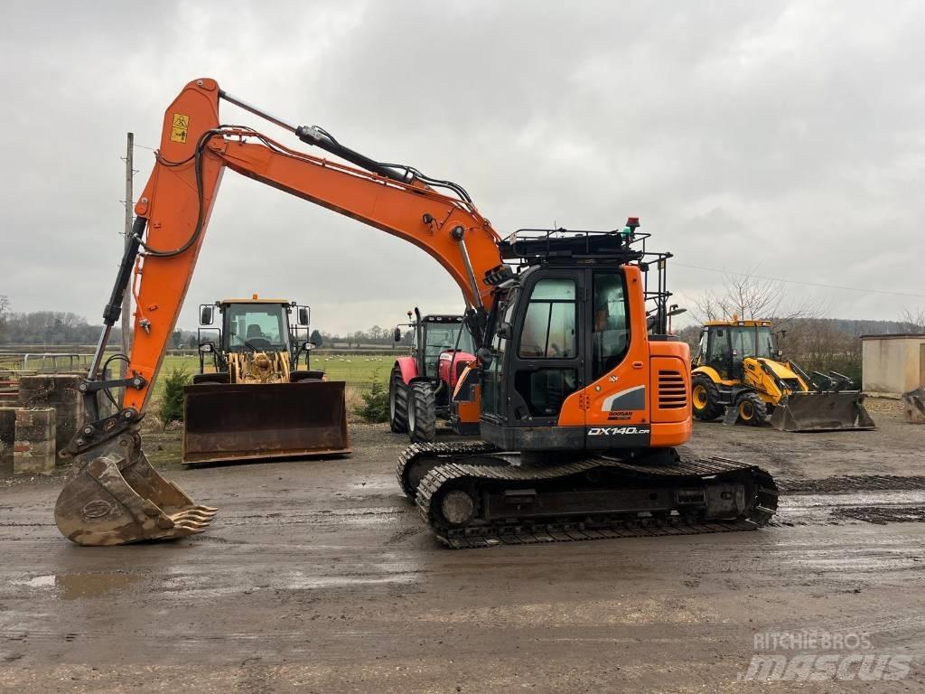 Doosan DX 140 LCR-5 Raupenbagger