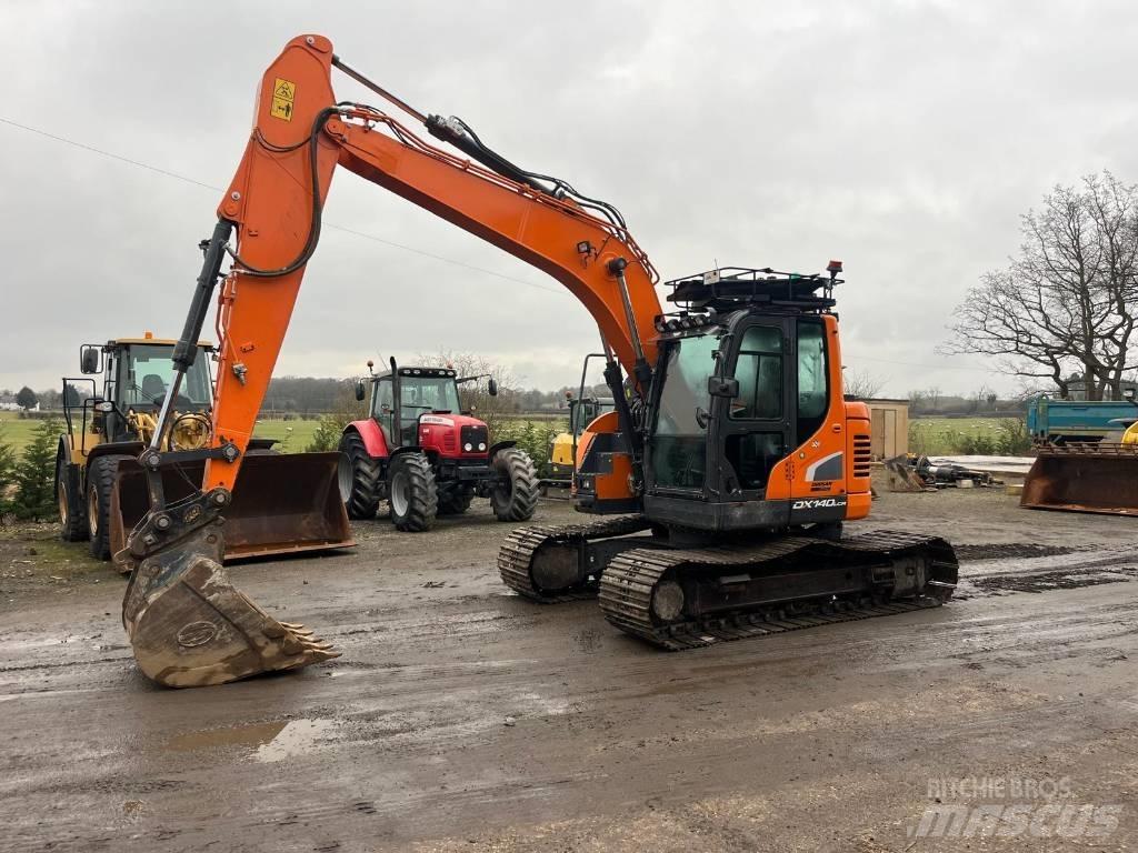 Doosan DX 140 LCR-5 Raupenbagger