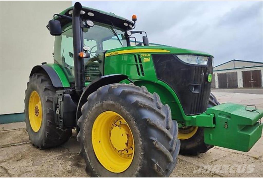 John Deere 7230 R Traktoren