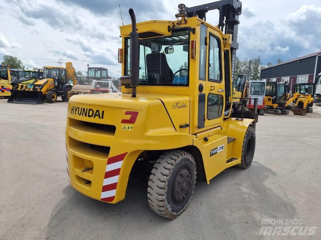Hyundai 70 D-7 E Diesel Stapler