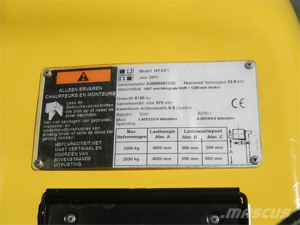 Hyster H2 50XT Diesel Stapler