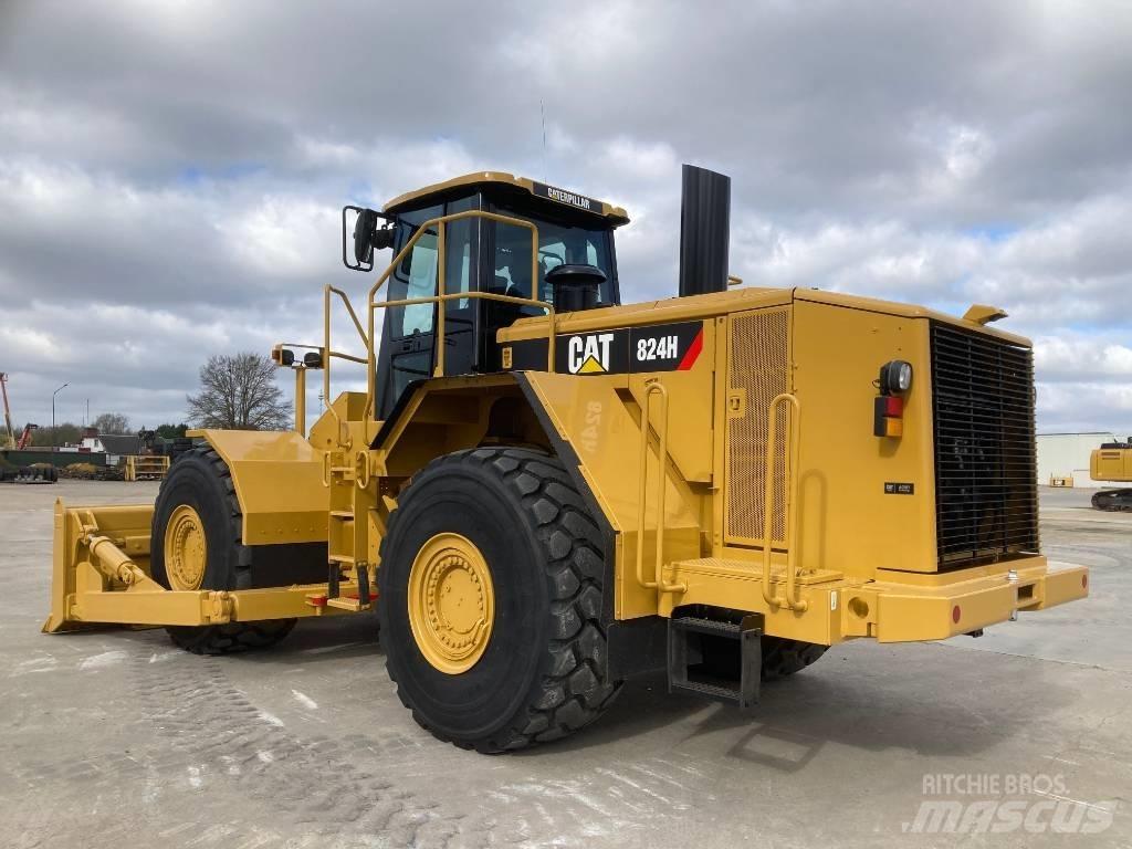 CAT 824 H Raddozer