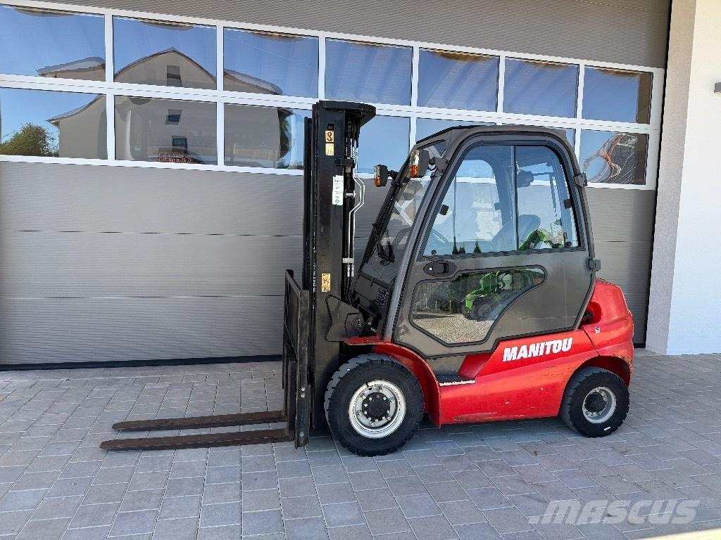 Manitou MI 25 Diesel Stapler