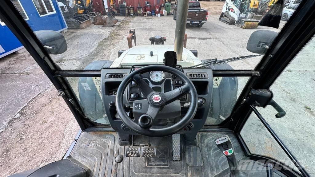Terex TLB 990 Baggerlader