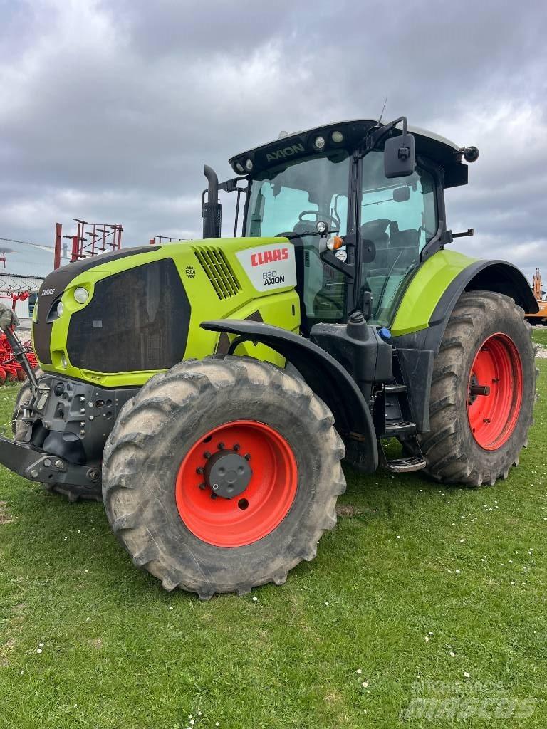 CLAAS AXION 830 CIS+ Traktoren