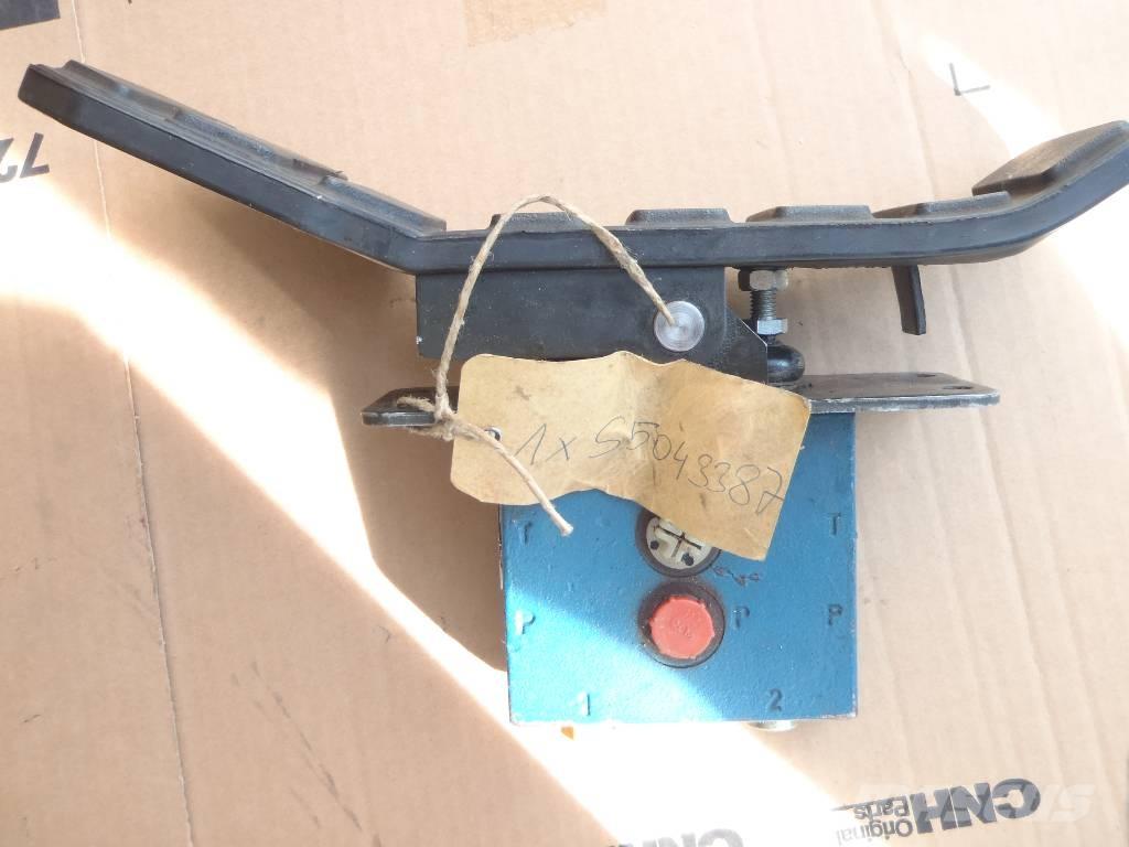 Rexroth Fusspedal Hydraulik