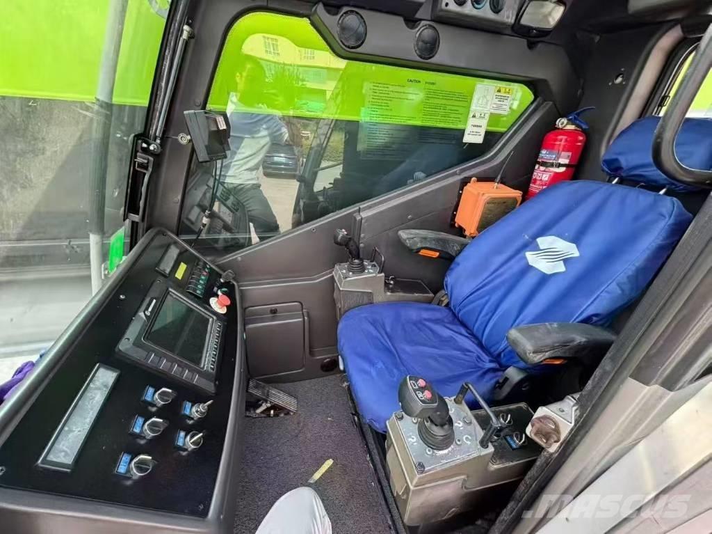 Zoomline 200v7 All-Terrain-Krane