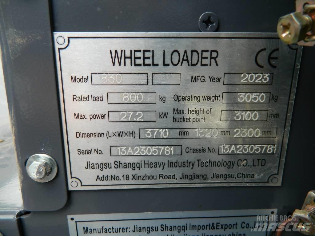 Attack 830 Hoflader
