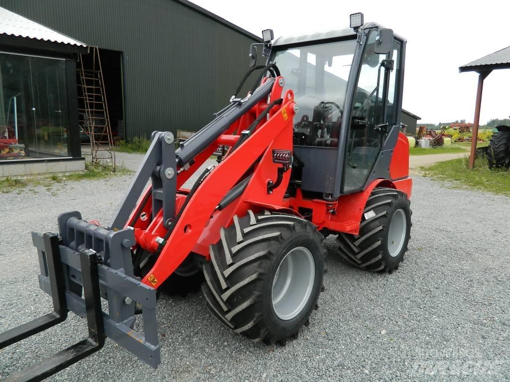 Attack 830 Hoflader