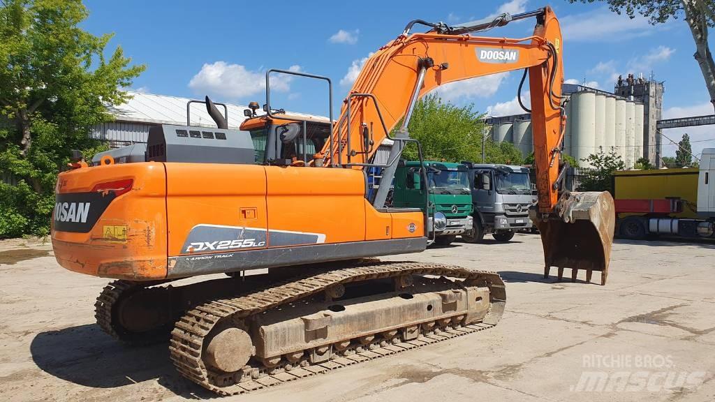 Doosan DX 255 LC-5 Raupenbagger