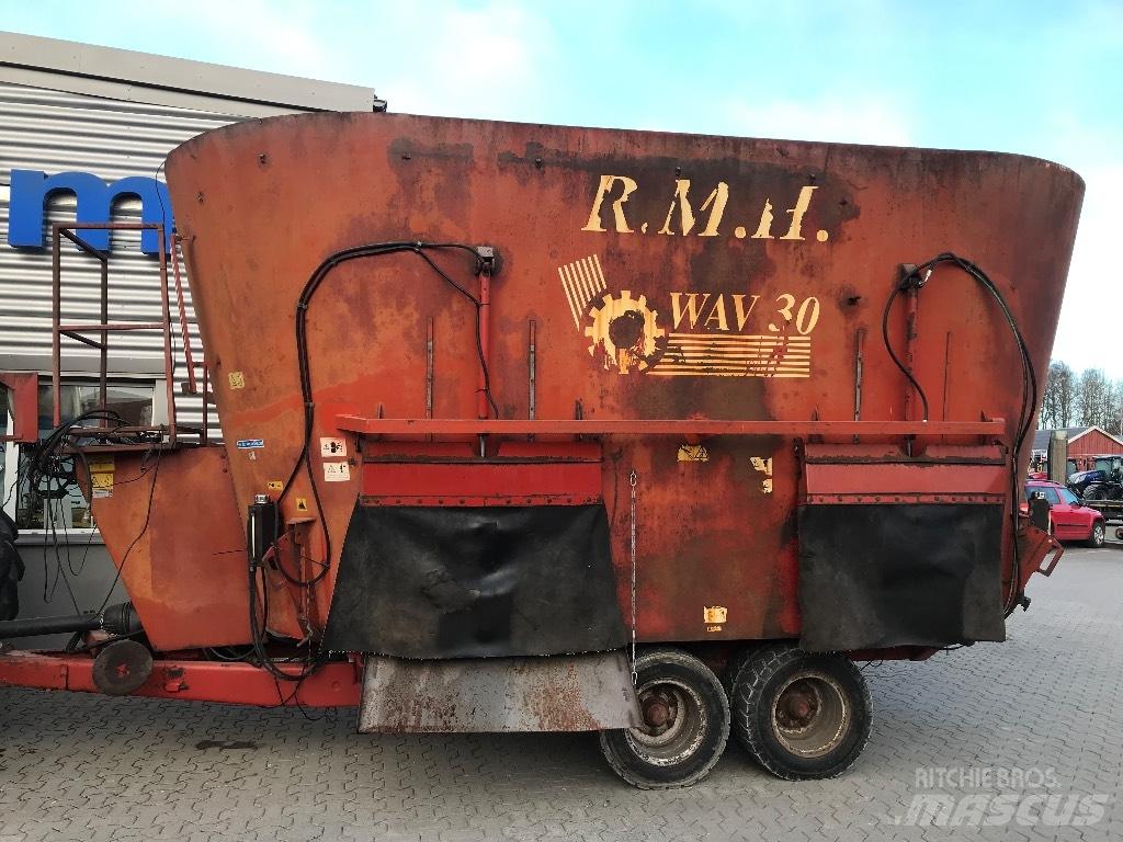  R.M.H WAV 30 Futtermischwagen