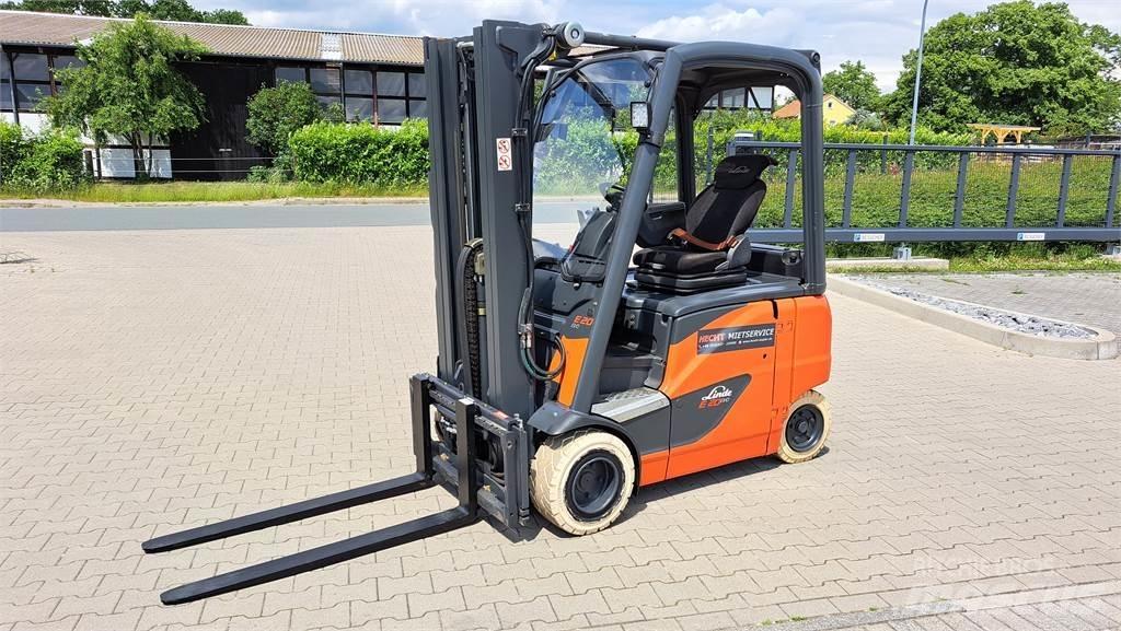 Linde E20PH-02 Elektro Stapler