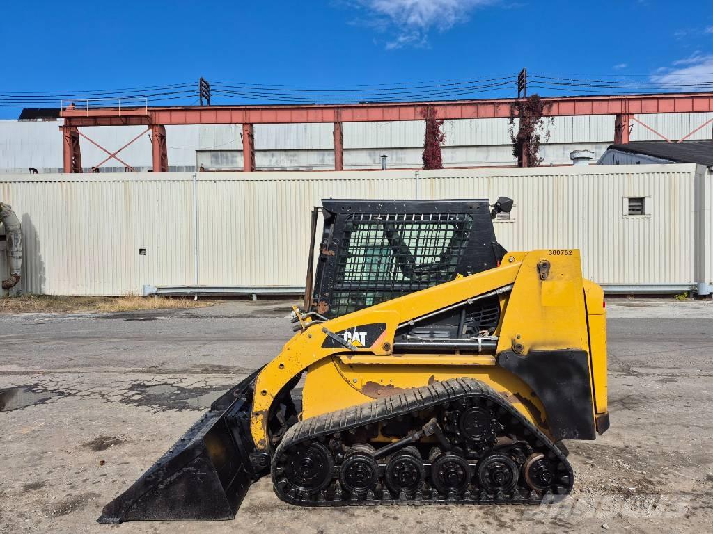 CAT 247 B 3 Kompaktlader