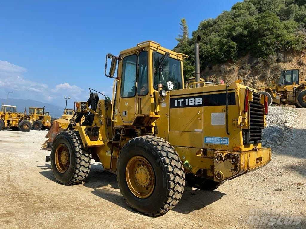CAT IT 18 B Radlader