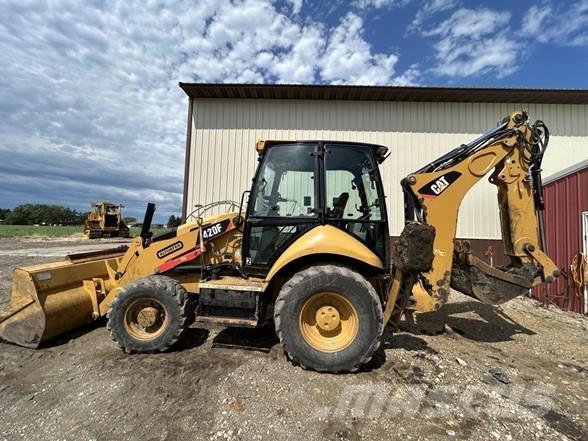 CAT 420F Baggerlader