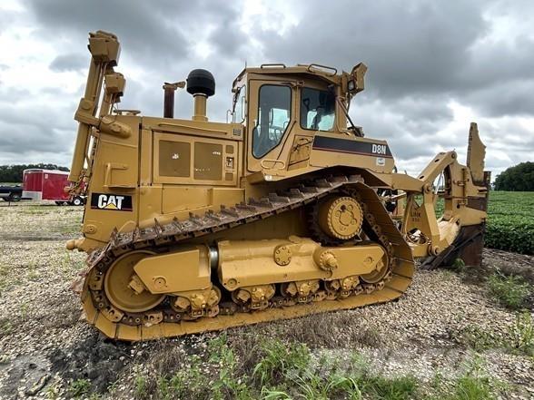CAT D8N Bulldozer