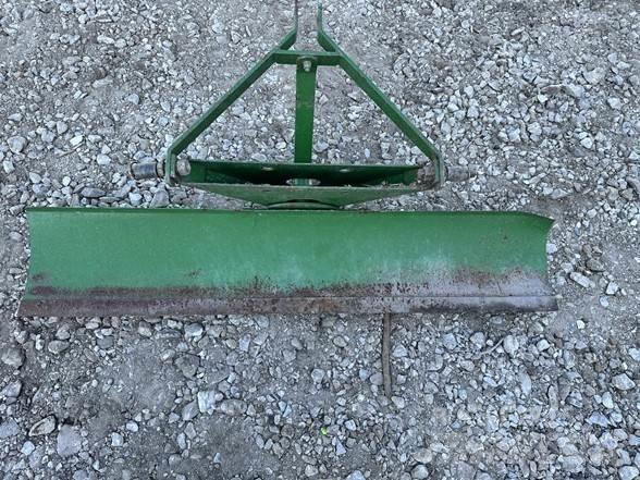 John Deere 60 Planierschilder/Scharen