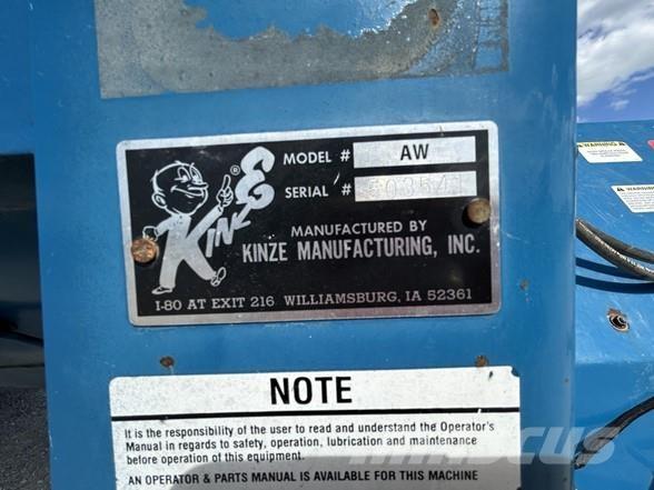 Kinze 1040 Getreideanhänger
