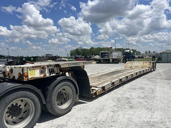 Landoll 825B Tieflader-Auflieger