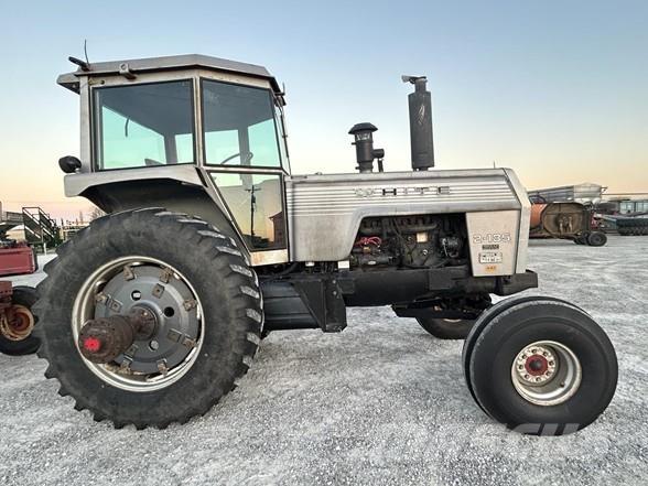 White 2-135 Traktoren